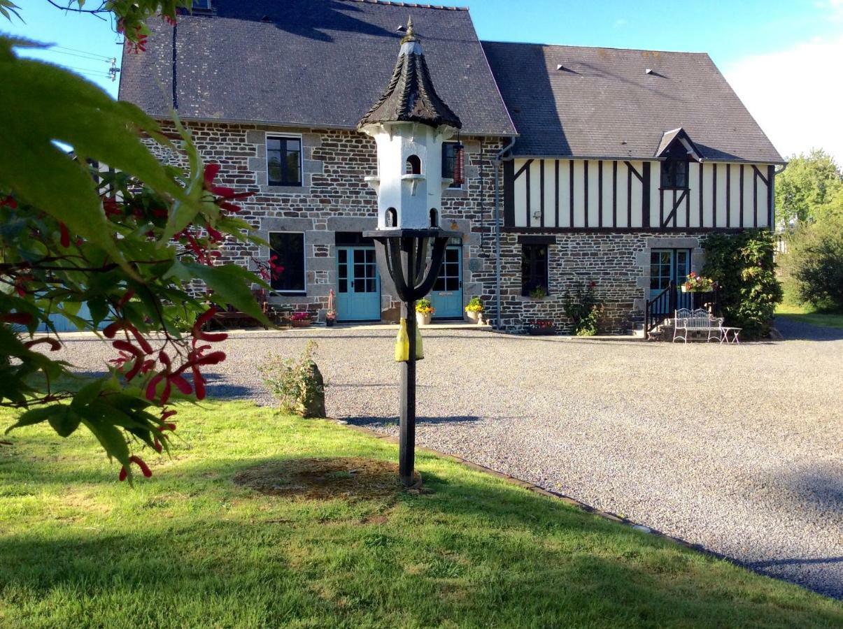 Maison Mai Or La Petite Maison Mai Or La Petite Grange Or All Three La Chapelle-Urée Zewnętrze zdjęcie